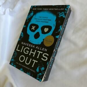 Barnes & Noble Special Edition Lights Out By Navessa Allen